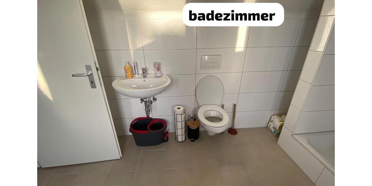 Dachgeschoßwohnung Dortmund Innenstadt Nord - 4.5 Zimmer, 100 m&sup2;, 900&euro; | Angebot:25297070