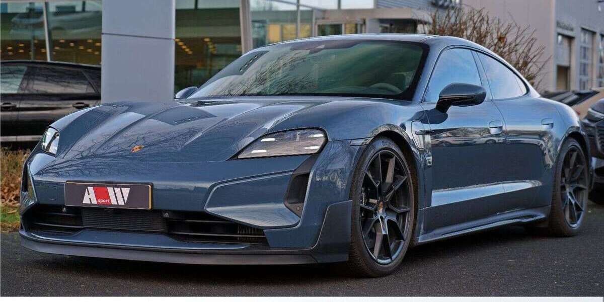 Porsche Taycan 8.000 km 169.900 &euro; Neubeckum 59269