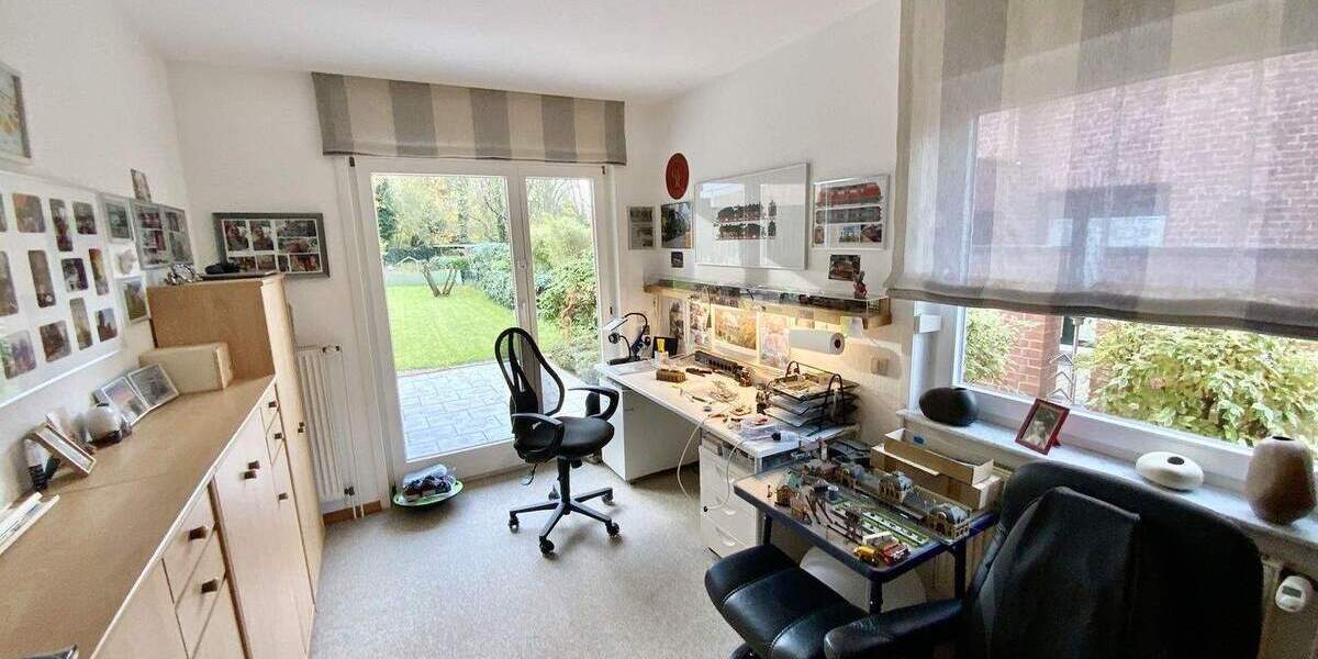 Werne- Am Stadtsee: attraktives Zweifamilienhaus in Fertigbauweise auf traumhaftem Grundstück 6 zimmer