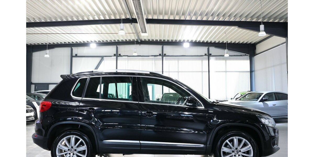 VW Tiguan 2.0 TDI LIFE-PLUS 1.HAND, PANORAMA, XENON 90.000 km 13.777 &euro; Hamm 59077