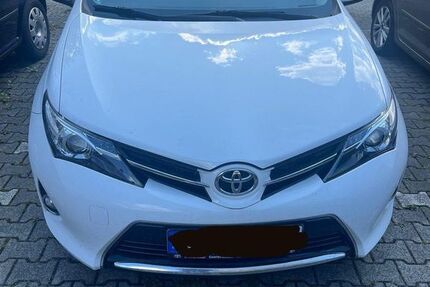 Toyota Auris 147.814 km 7.999 € Sendenhorst 48324