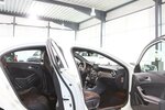 A 180 BE AMG-LINE SPORT WHITE CARBON / XENON