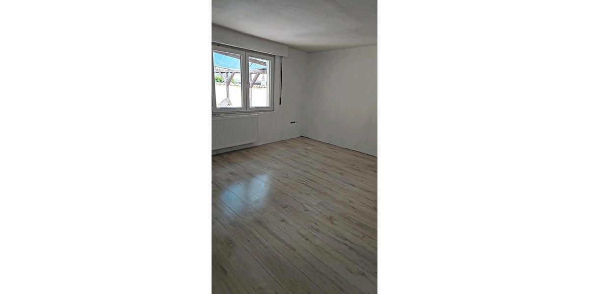Erdgeschoßwohnung Menden (Sauerland) - 3 Zimmer, 76 m&sup2;, 99.000&euro; | Angebot:26816682