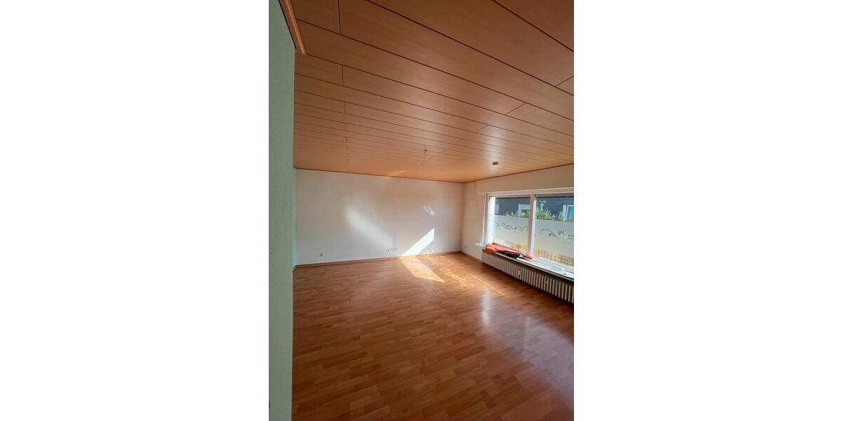 Etagenwohnung Wickede (Ruhr) - 4 Zimmer, 107 m&sup2;, 1.150&euro; | Angebot:26320474