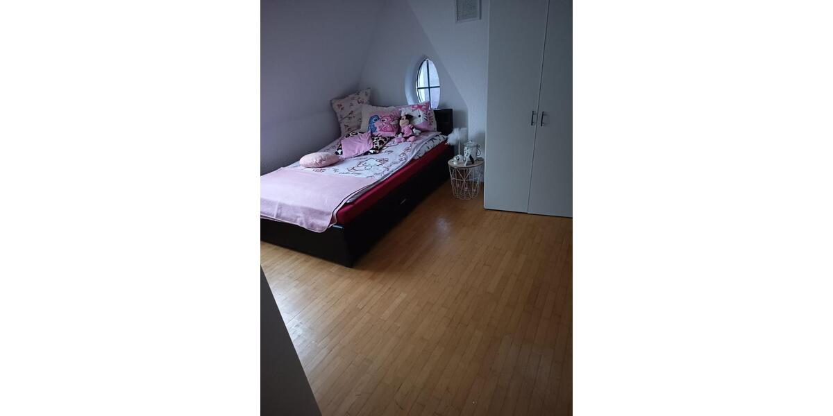 Dachgeschoßwohnung Werne - 4 Zimmer, 110 m&sup2;, 1.100&euro; | Angebot:24849646