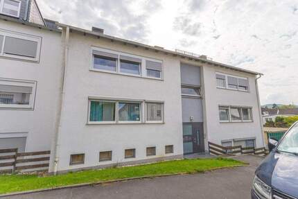 Menden Lendringsen – Renovierte Wohnung im 1.OG eines 5 FMH mit Südbalkon 3 zimmer