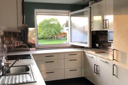 Wie ein Haus: Wohnung, Dachterrasse Balkon Garten Garage Bestlage 6.5 zimmer