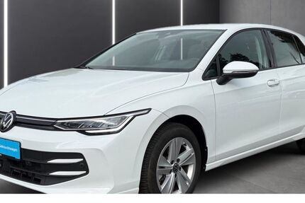 VW Golf 8.753 km 26.490 € Werl 59457