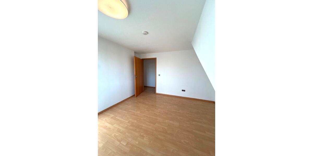 Dachgeschoßwohnung Unna Alte Heide - 4 Zimmer, 113 m&sup2;, 970&euro; | Angebot:26266798