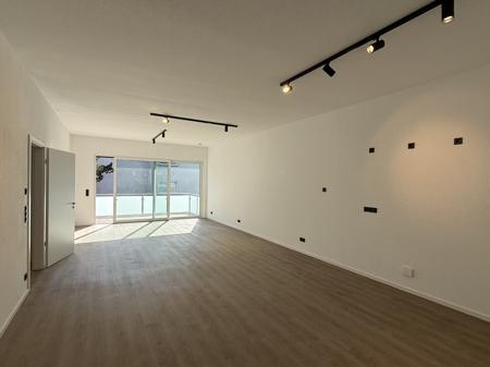 Erstklassige Wohnung mit exklusiver Ausstattung, Balkon & Fahrstuhl, in Iserlohn-Hennen zu vermieten zimmer