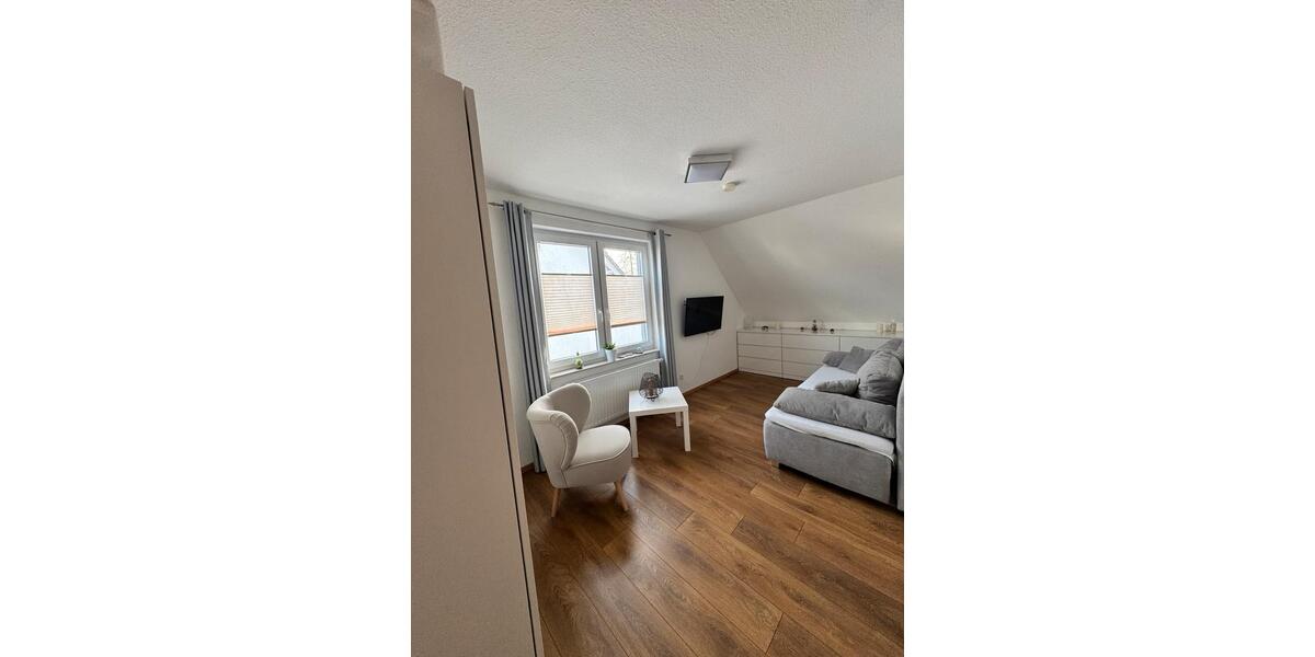 Doppelhaushälfte mit Einbauküche, Wintergarten und Garage 5 zimmer