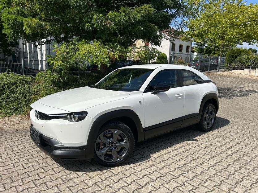 Mazda MX-30 9.000 km 20.980 € Dortmund 44269