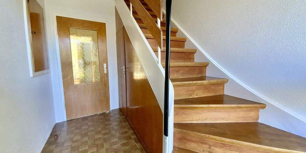 Werne-Nibelungenring: Ein- bis Zweifamilienhaus auf traumhaftem Grundstück in der Nähe des Dornbergs 6 zimmer