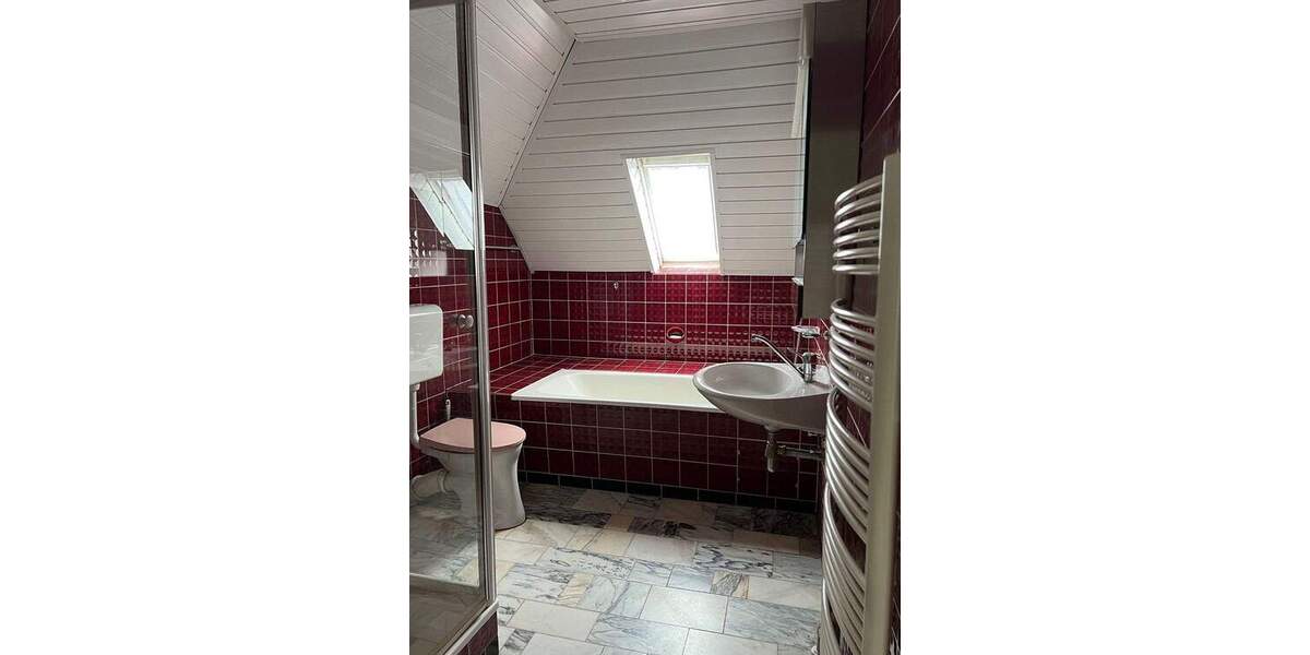 Familienfreundliches Wohnen - Ein Haus mit viel Raum zur Entfaltung! 6 zimmer