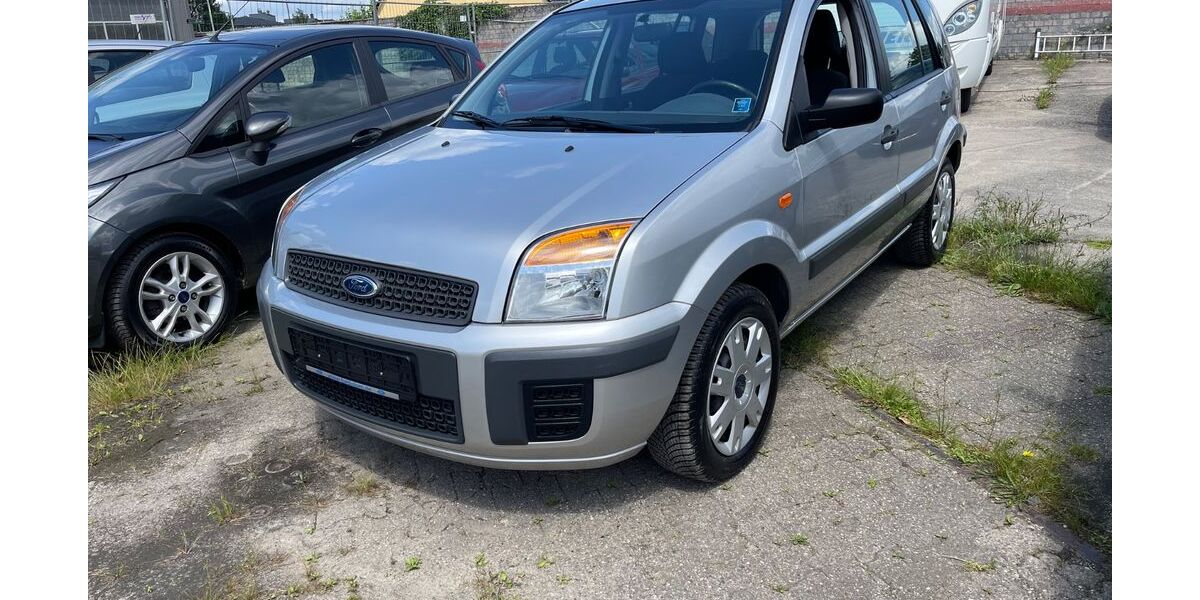 Ford Fusion 42.000 km 3.990 &euro; Lünen 44532