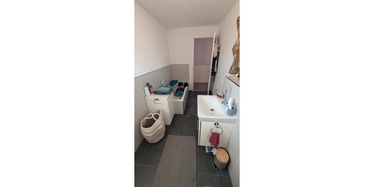 Doppelhaushälfte - 3 Zimmer - 110qm zur Miete - Kernsaniert 3 zimmer