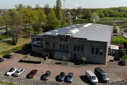 Gewerbe- Lager- Produktionshalle mit Bürofläche zimmer