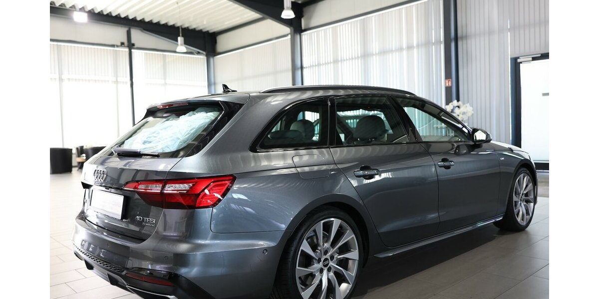 Audi A4 Avant 40 TFSI QUATTRO S-LINE SPORT BLACK TOP 113.000 km 26.666 &euro; Hamm 59077