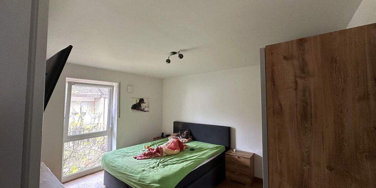 Komfort bei niedrigen Nebenkosten mit Fußbodenheizung, 3xLAN, 2xSat, Lüftung, EEK A, Balkon 2 zimmer