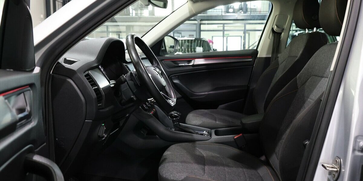 Skoda Kodiaq 1.5 TSI DSG CLEVER / LED / 1.HAND / NAVI+ 128.000 km 22.222 &euro; Hamm 59077