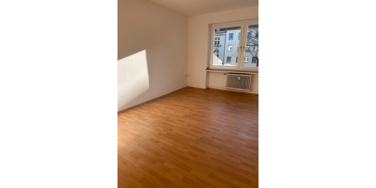 Etagenwohnung Dortmund Gartenstadt - 3 Zimmer, 82 m&sup2;, 999&euro; | Angebot:26322717