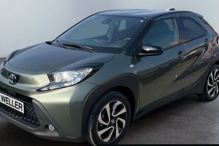 Toyota Aygo (X) 32.495 km 15.480 &euro; Hamm 59067