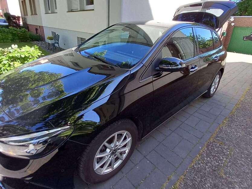 B 180