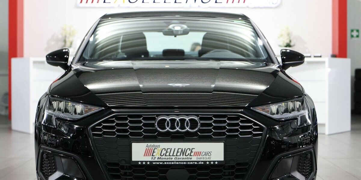 Audi A3 LIMOUSINE 35 TFSI BUSINESS BLACK LED,ACC+LANE 16.000 km 27.333 &euro; Hamm 59077