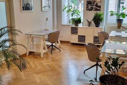 Büro in Dresden 245 € 8 m²