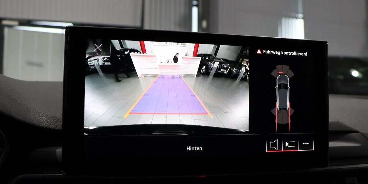 Audi A4 Avant 35 TDI BUSINESS SPORT / MATRIX,ACC+LANE 133.000 km 21.994 &euro; Hamm 59077