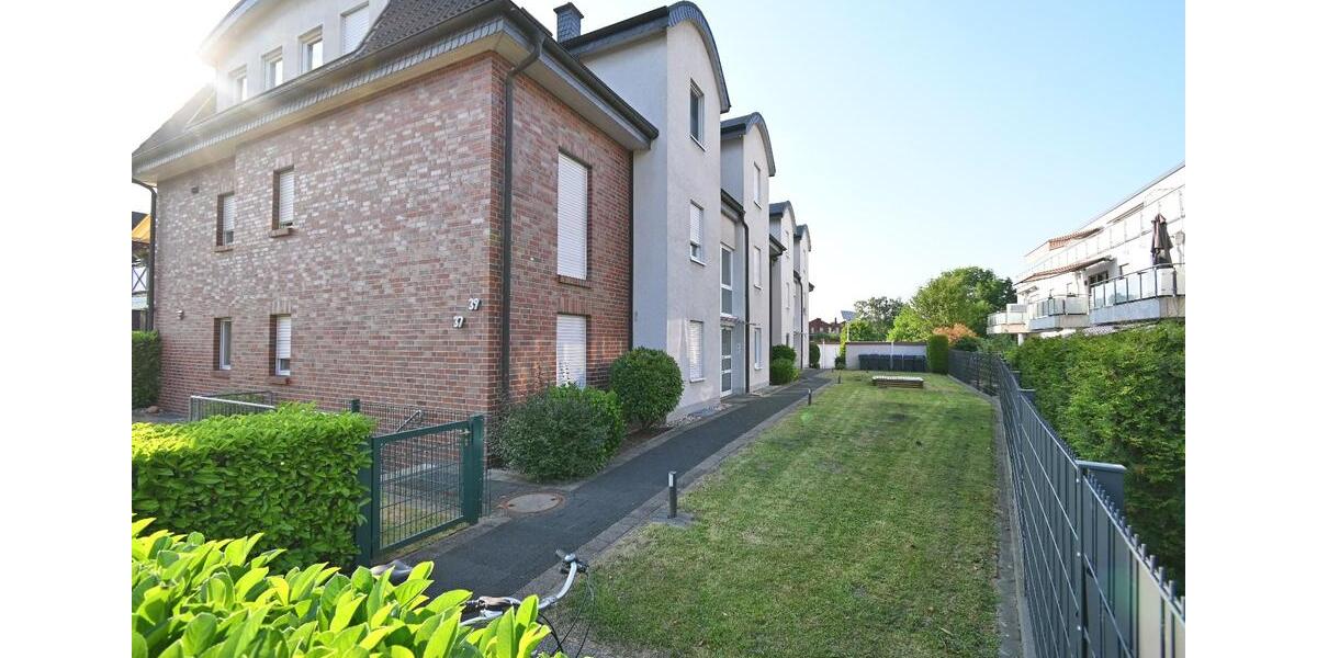 Erdgeschosswohnung mit Garten und Garage in beliebter Wohnlage! 3 zimmer
