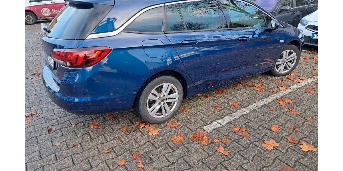 Opel Astra 81.250 km 12.990 &euro; Bergkamen 59192