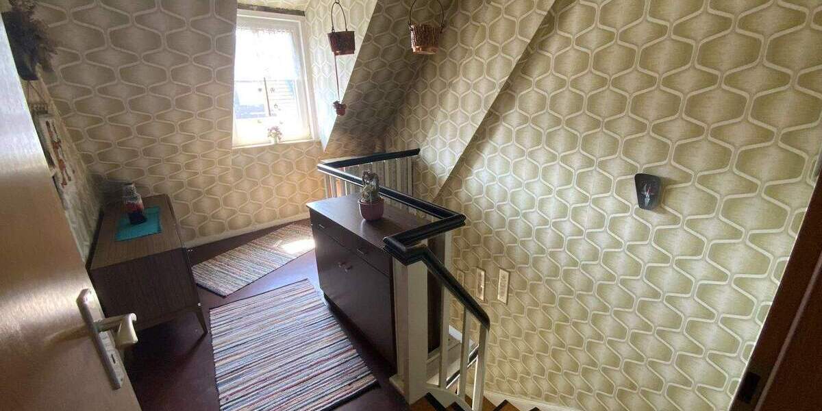 Reihenendhaus Lünen Alstedde - 7 Zimmer, 121 m&sup2;, 248.000&euro; | Angebot:25108071