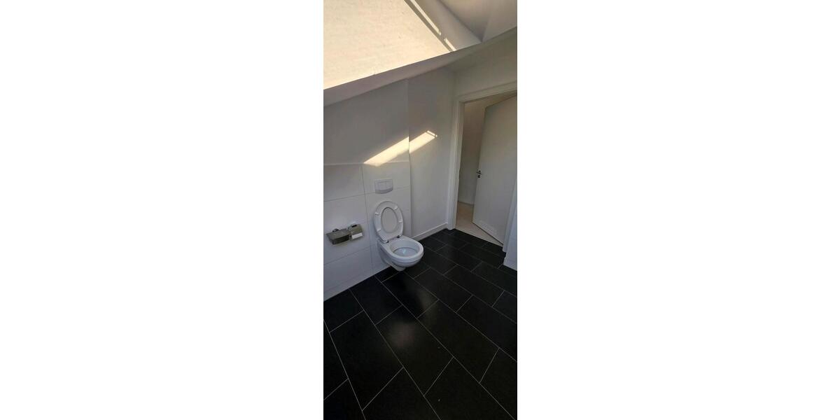 Dachgeschoßwohnung Kamen - 3 Zimmer, 69 m&sup2;, 741&euro; | Angebot:26374093