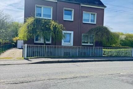 Haus Bönen - 2 Zimmer, 200 m&sup2;, 410.000&euro; | Angebot:26537683