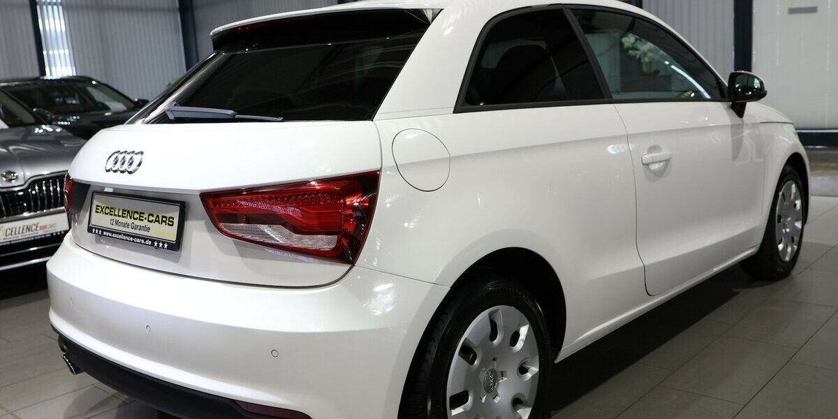 Audi A1 1.6 TDI SPORT WHITE / XENON, NAVI-MMI, LEDER 111.000 km 13.444 &euro; Hamm 59077