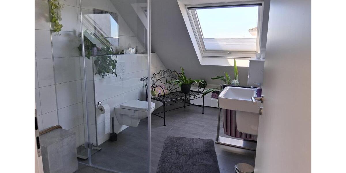 Dachgeschoßwohnung Ahlen - 5 Zimmer, 110 m&sup2;, 1.080&euro; | Angebot:26364783