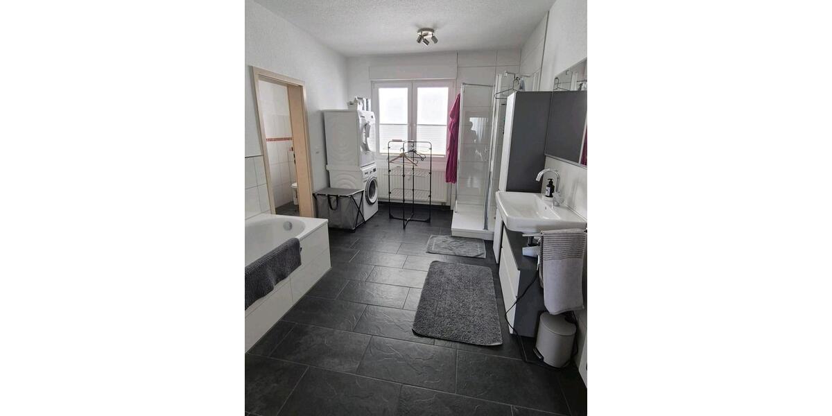Erdgeschoßwohnung Werl - 4 Zimmer, 135 m&sup2;, 985&euro; | Angebot:26238299