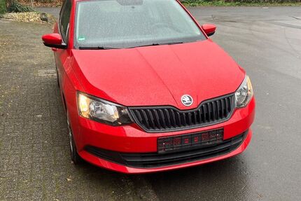 Skoda Fabia 26.600 km 9.990 &euro; Selm 59379