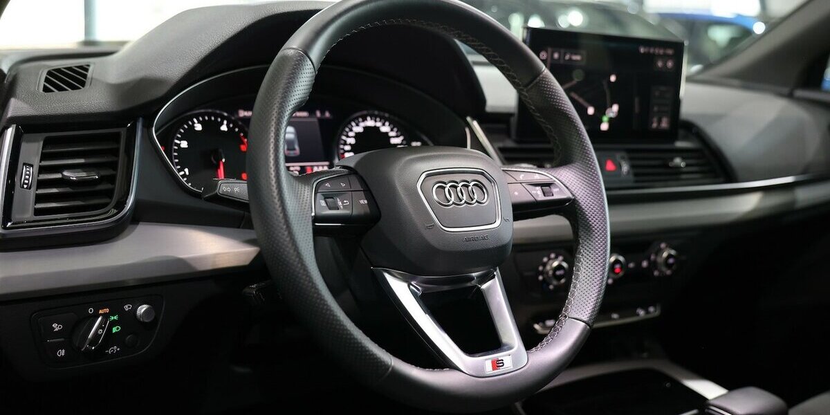 Audi Q5 35 TDI S-LINE SPORT BLACK / MATRIX / HEAD-UP 64.000 km 32.995 &euro; Hamm 59077