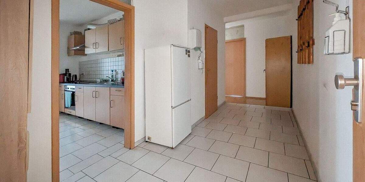 5,5 Zimmer - Balkon - Aufzug - Stellplatz - vermietet 5 zimmer