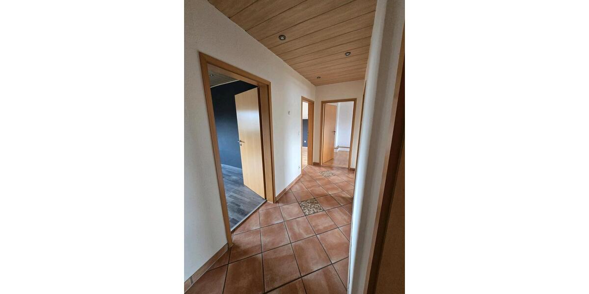 Dachgeschoßwohnung Hamm Daberg - 3.5 Zimmer, 65 m&sup2;, 430&euro; | Angebot:25395146