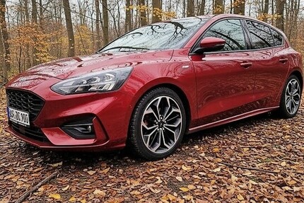 Ford Focus 91.000 km 14.999 € Oelde 59302