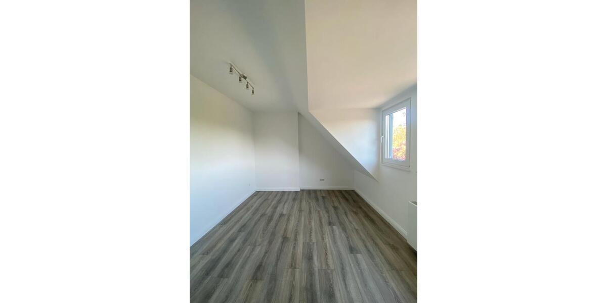 Dachgeschoßwohnung Hamm Berge - 2 Zimmer, 45 m&sup2;, 1.105&euro; | Angebot:25967596