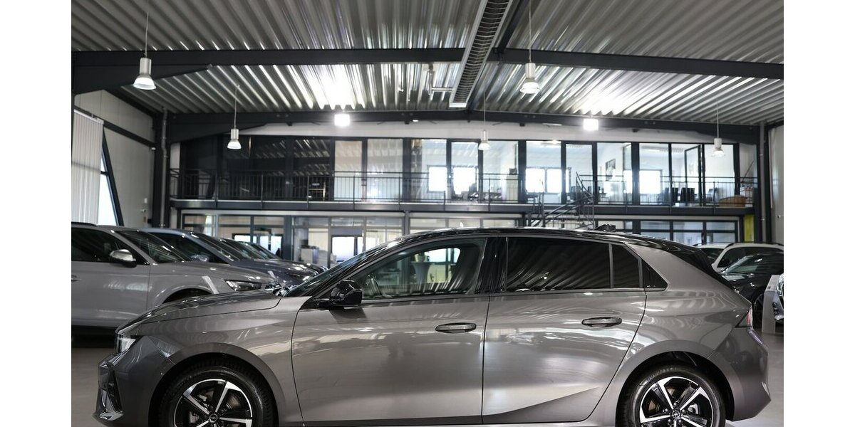 Opel Astra L 1.2 T LIMO TECH GS-SPORT HIGH / WIE NEU 4.000 km 20.995 &euro; Hamm 59077
