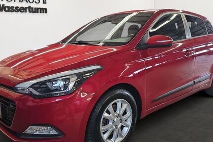 Hyundai i20 92.352 km 9.899 &euro; Beckum 59269