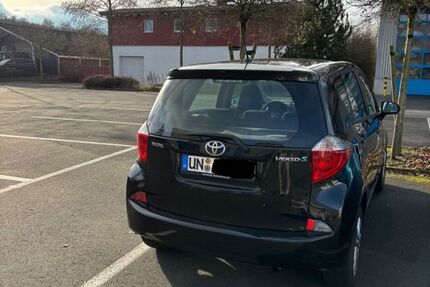 Toyota Verso-S 82.000 km 6.000 &euro; Holzwickede 59439