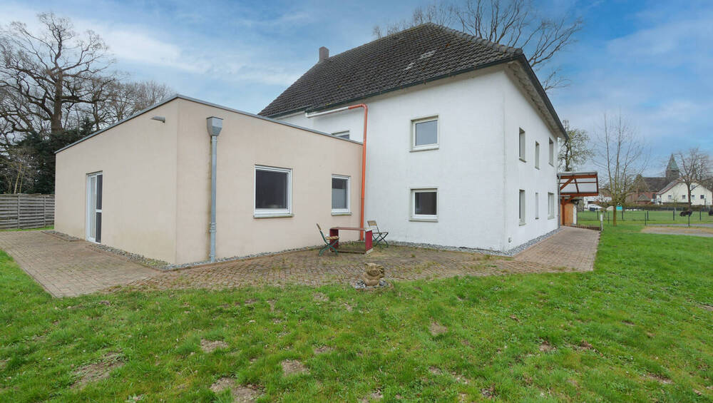 Einfamilienhaus Lippstadt / Lohe Lohe - 7 Zimmer, 232 m&sup2;, 349.000&euro; | Angebot:24114337