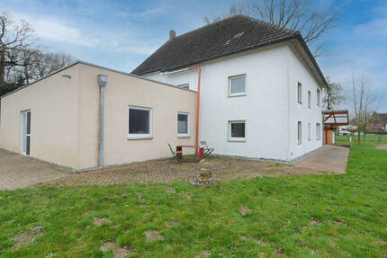 Haus Lippstadt / Lohe Lohe - 7 Zimmer, 232 m&sup2;, 349.000&euro; | Angebot:24114337