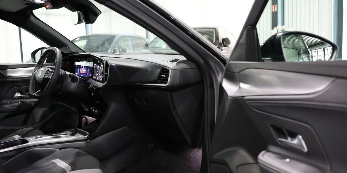 Opel Mokka 1.2 T GS-LINE SPORT TECH GREY & BLACK TOP 20.000 km 21.991 &euro; Hamm 59077